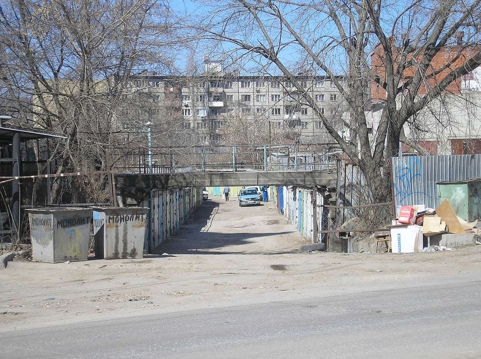 Дальний ряд, у оврага